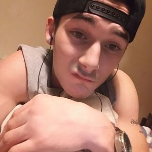 Meet your Posher, Clinton